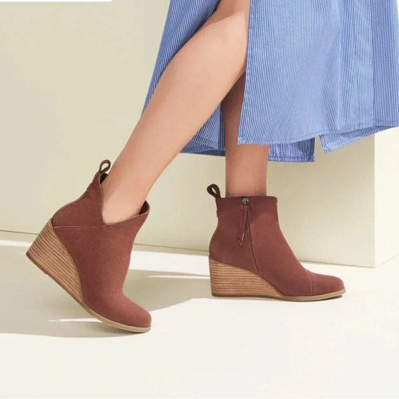 Tom’s Sutton wedge ankle bootie nwob - Picture 2 of 6
